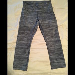 Lululemon capris